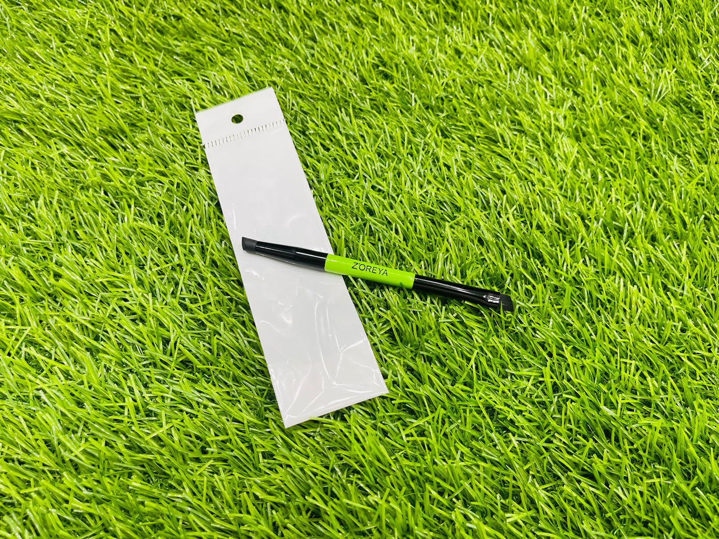 ZOREYA CUTT AND SMUDGER BRUSH