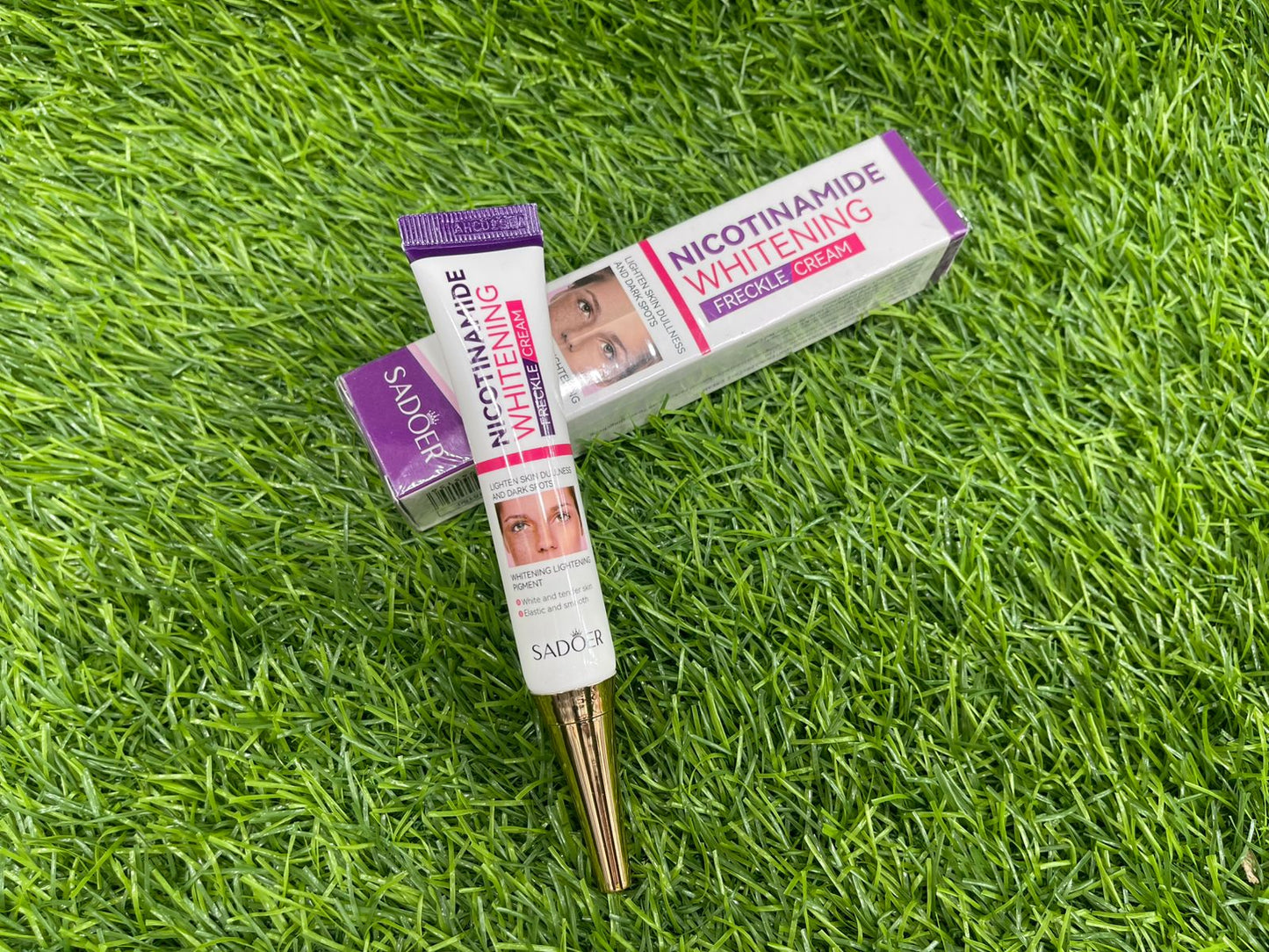 SADOER NICOTINAMIDE ANTI-FRECKLE ESSENCE CREAM 20G