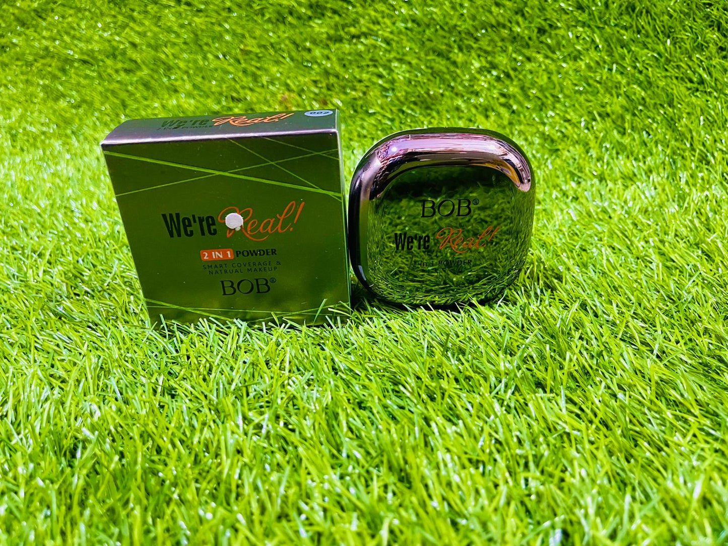 BOB We`re Real Double Face Powder