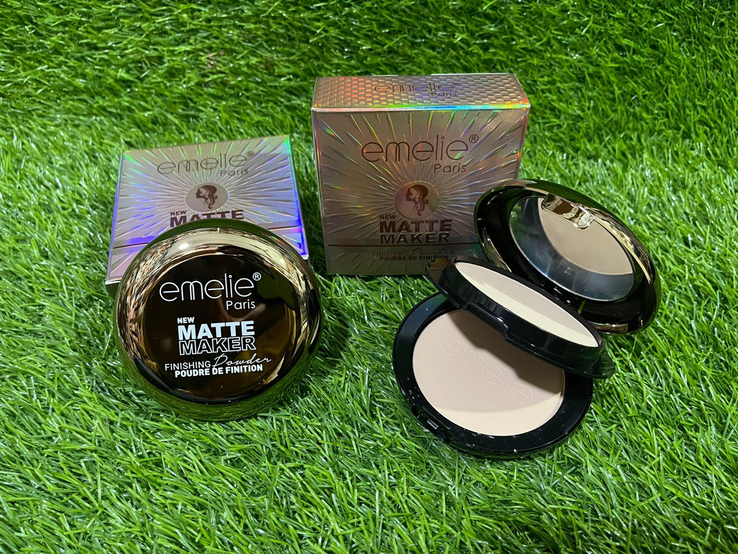 Emelie Matte Maker Double Face Powder E955