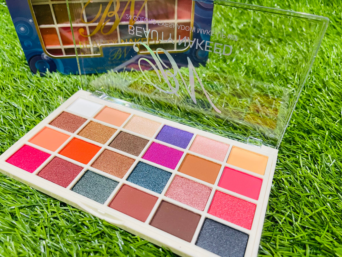 BN Beauty Nakeed 24 Colors Velvet+Matt Eyeshadow Kit Palette B-24