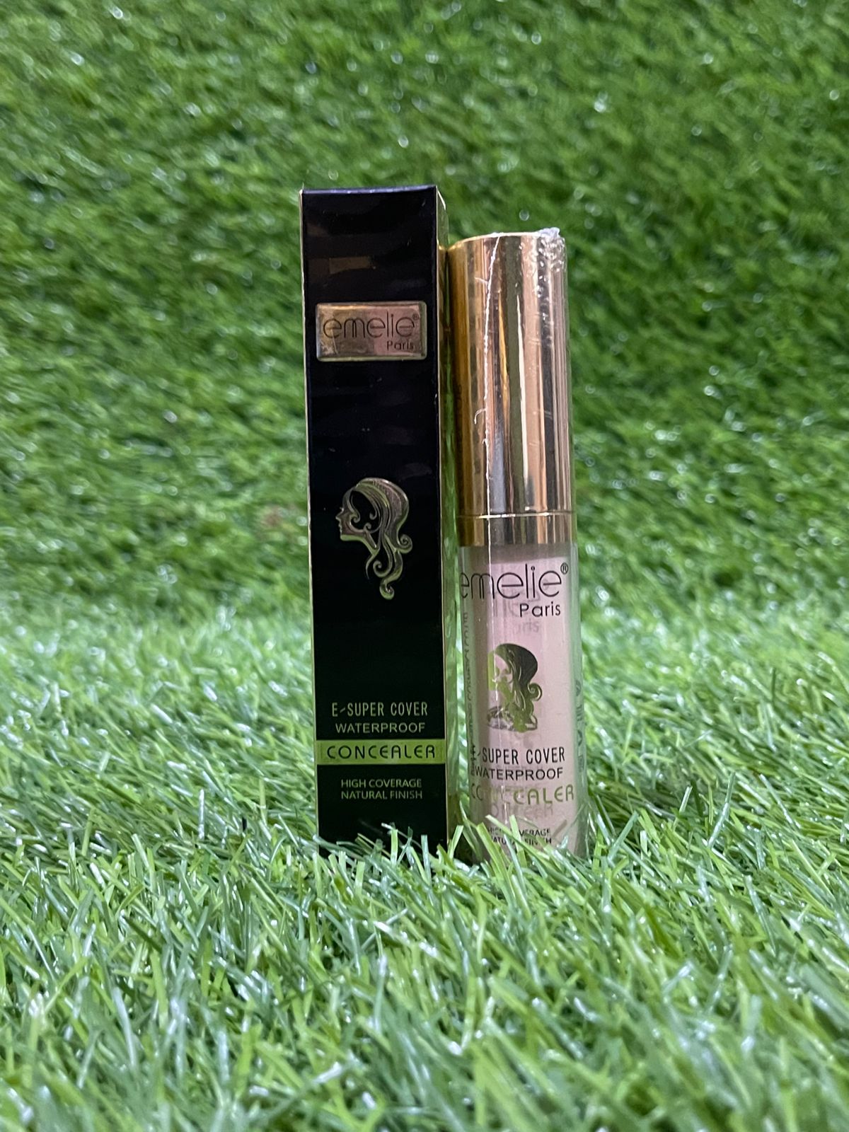 Emelie Super Cover Concealer E122