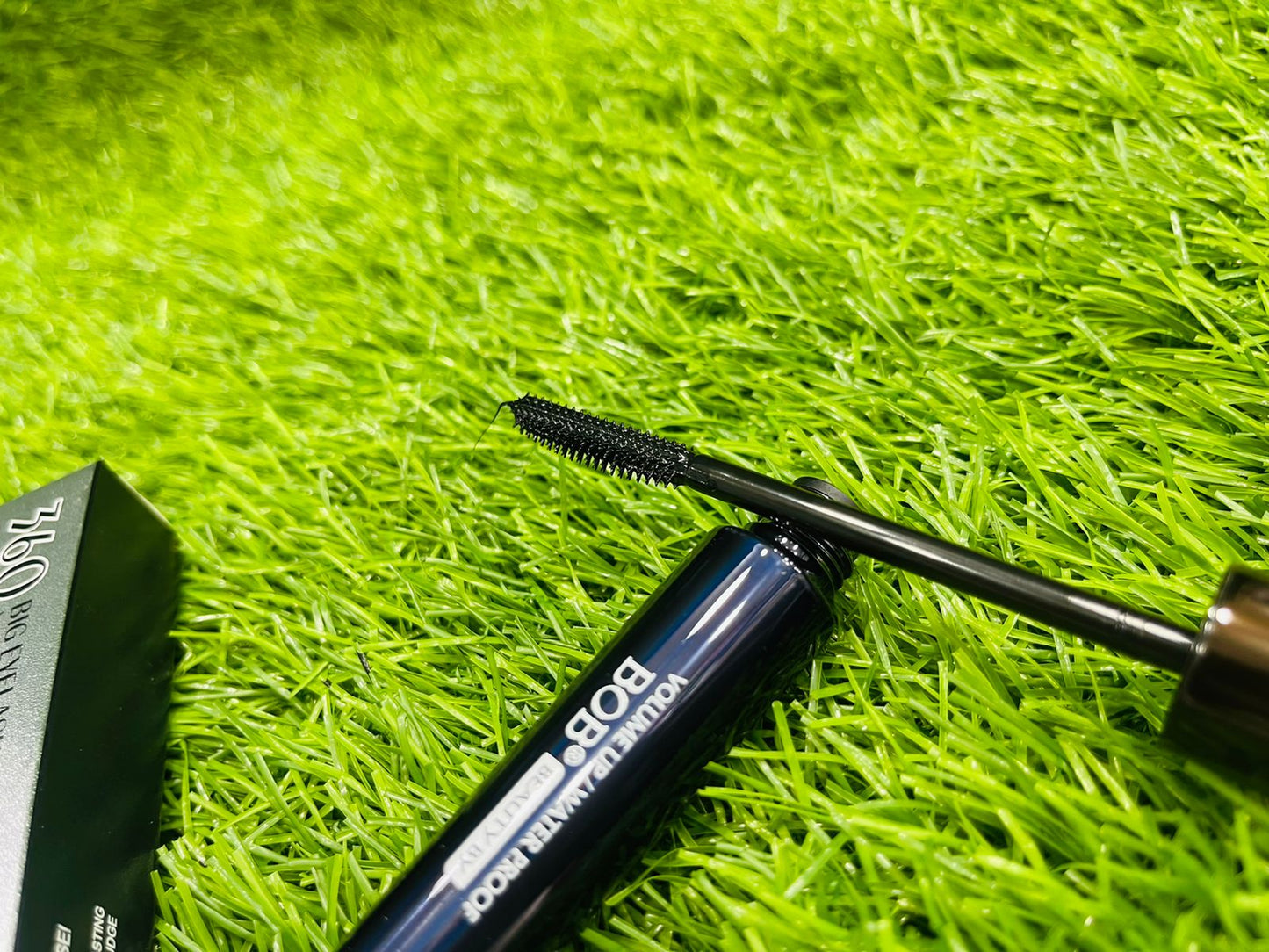 BOB 360 BLACK DENSE CURLING BRUSH MASCARA