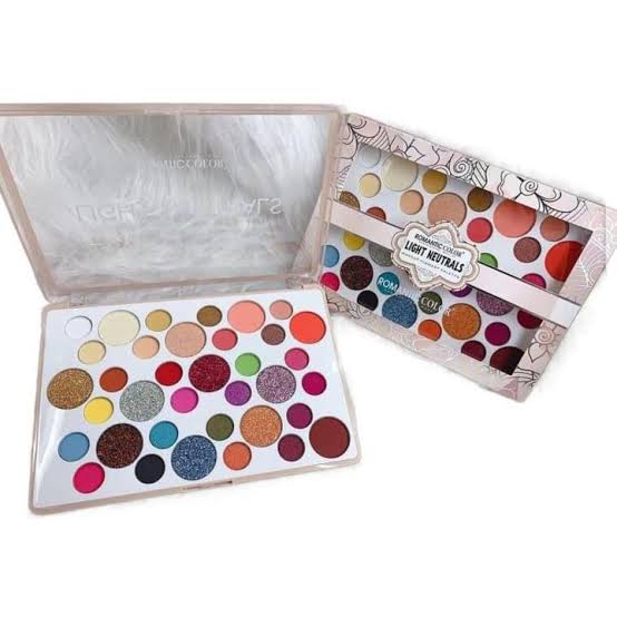 ROMANTIC COLOUR LIGHT NEUTRALS RC6644 SHIMMER+MATT MAKEUP PALETTE