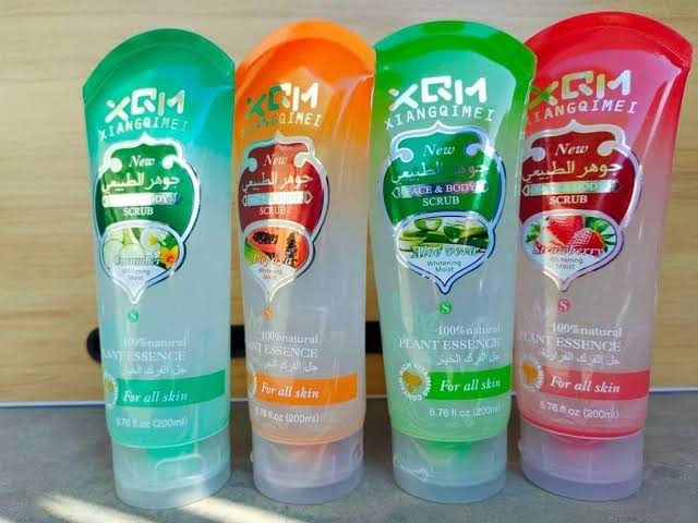XQM FACE & BODY CLEANSING SCRUB GEL 200ML (ALL SKIN TYPES)