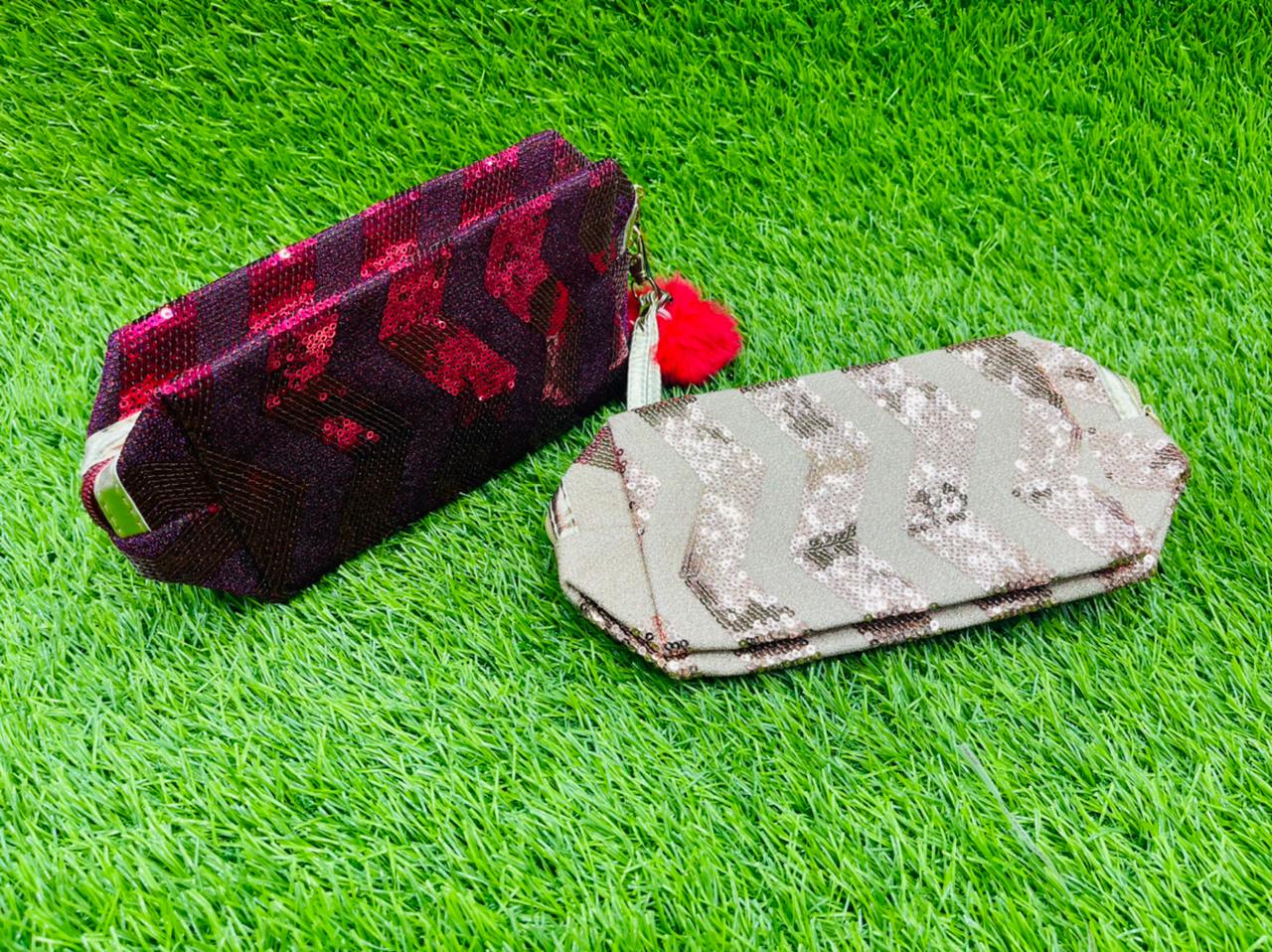 GEOMETRY FANCY STYLE MAKEUP POUCH