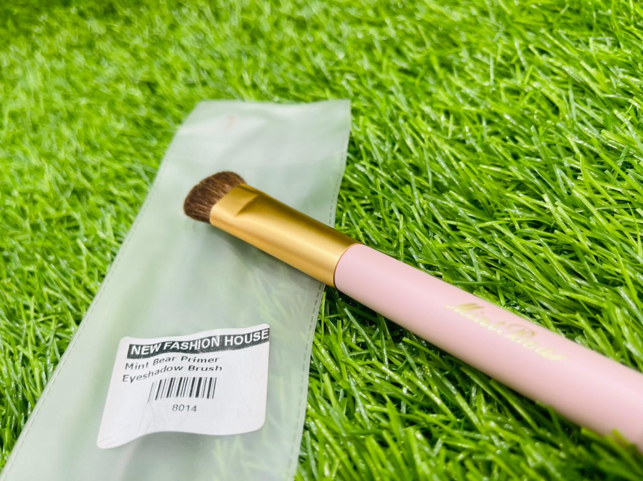 MINT BEAR PRIMER EYESHADOW BRUSH