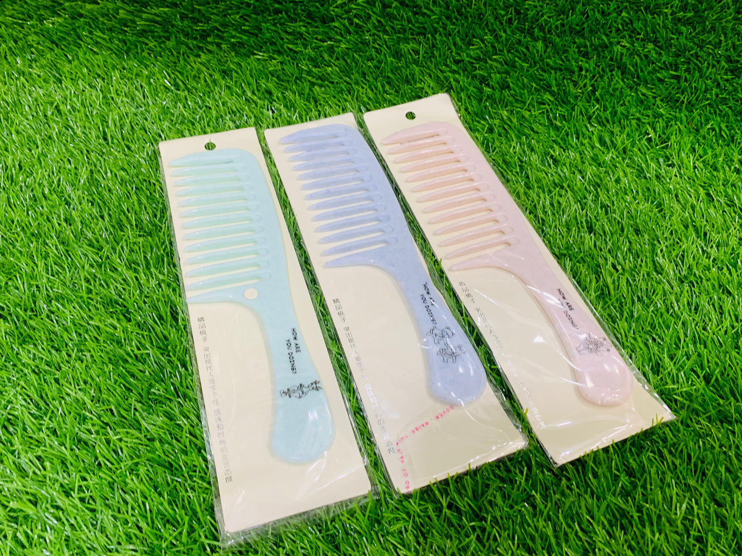 CONDITIONER PLASTIC FANCY COMB