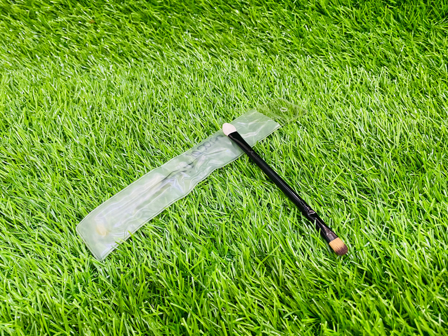 AREEJ BRUSH 2IN1 APP/FOAM APPLIATOR