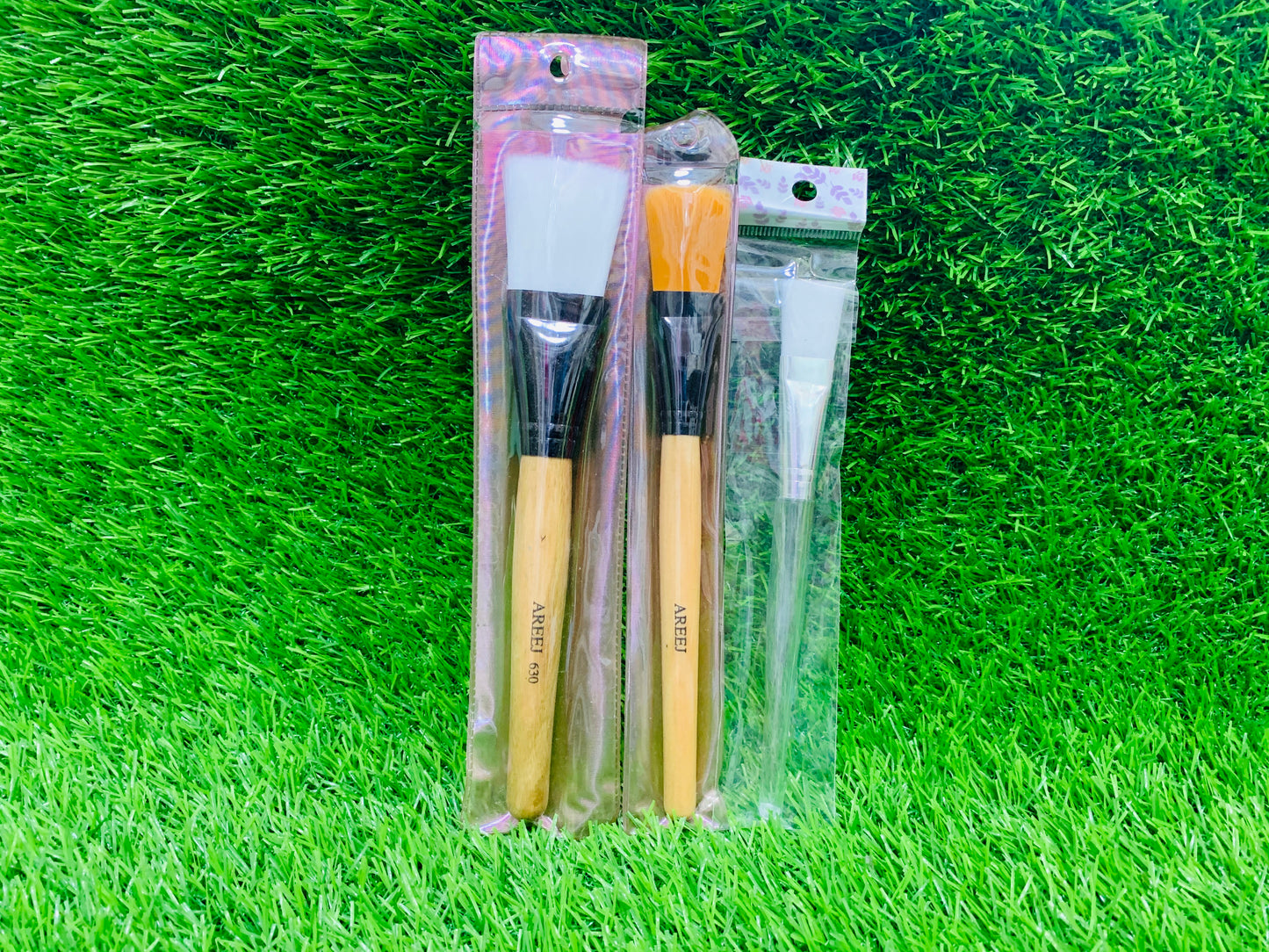 BLEACH AND MASK BRUSH
