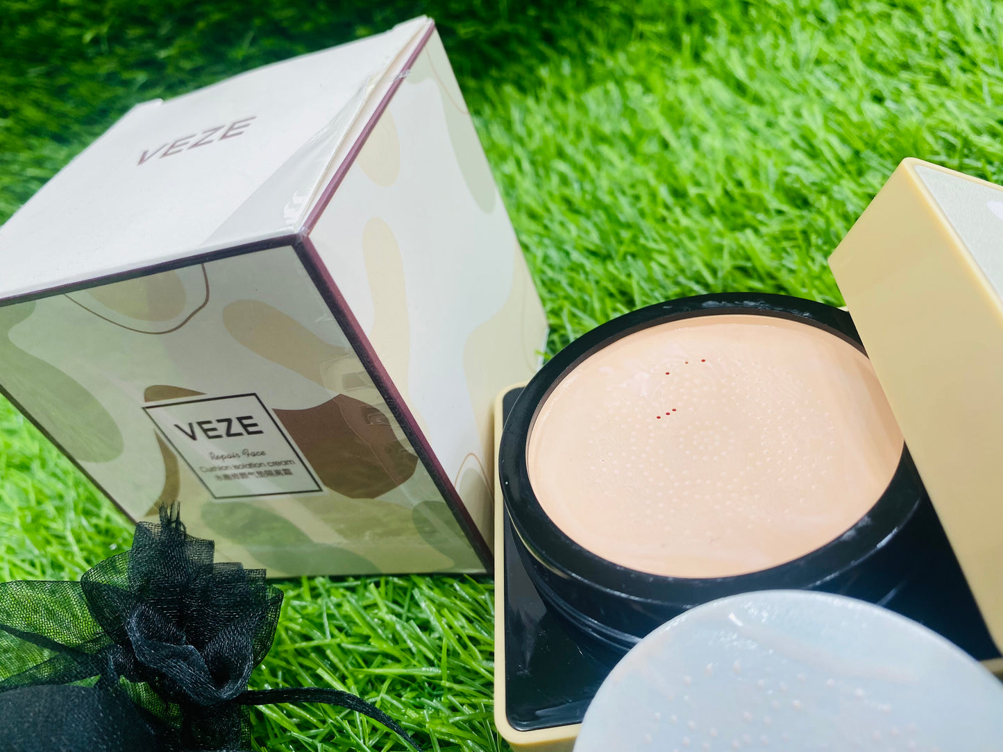 VEZE CUSHION ISOLATION BB CREAM JAR NATURAL COLOUR