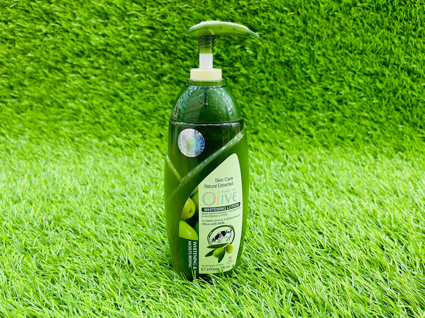 OLIVE WHITENING AND MOISTURIZING LOTION