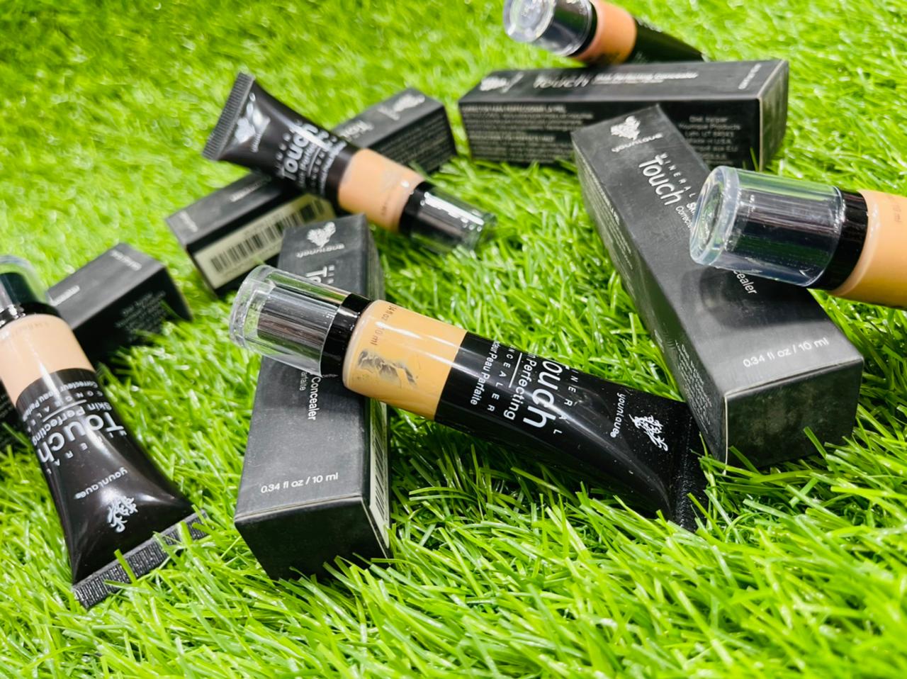 YOUNIQUE FACE CONCEALER