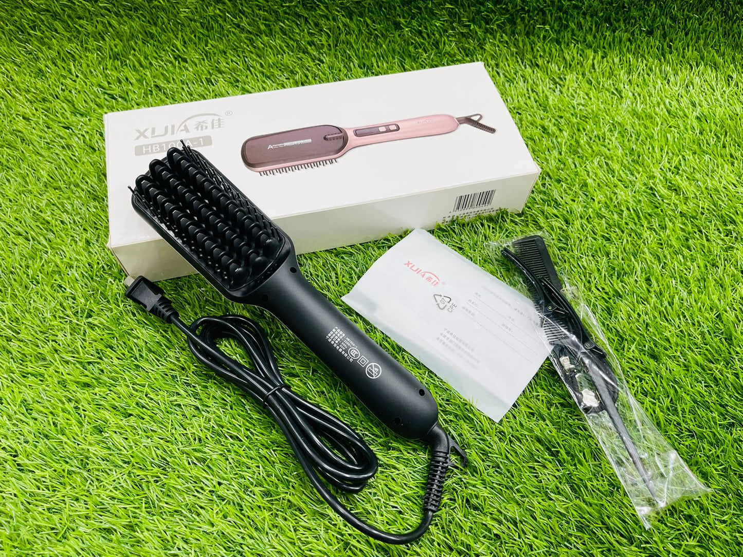 XUIA HAIR BRUSH STRAIGHTNER