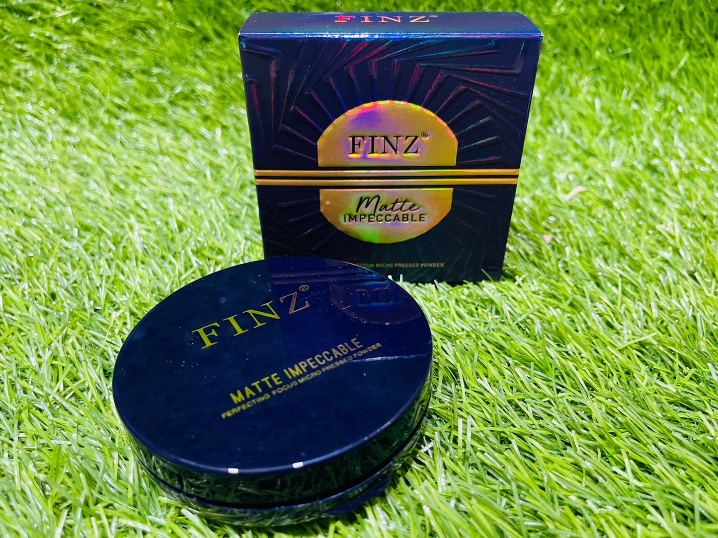 FINZ Matte Impeccable Face Powder