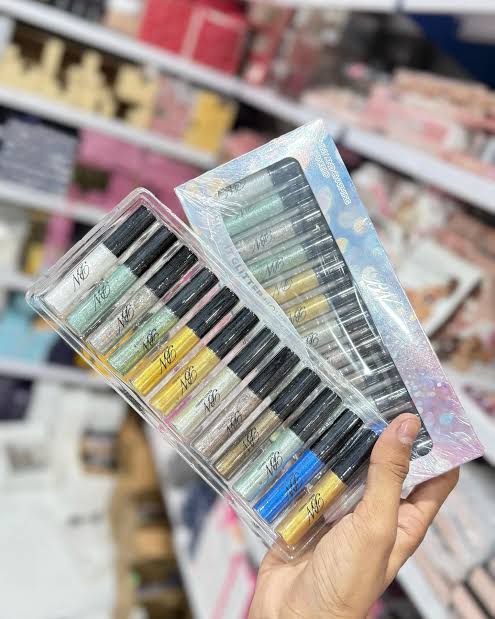 Bn liquid glitter liner pack of 12