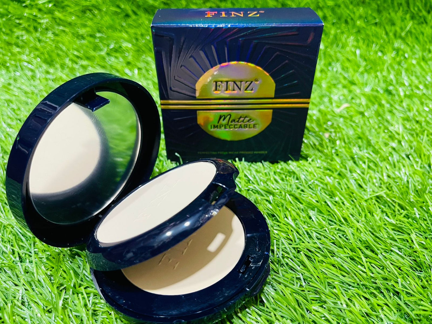 FINZ Matte Impeccable Face Powder