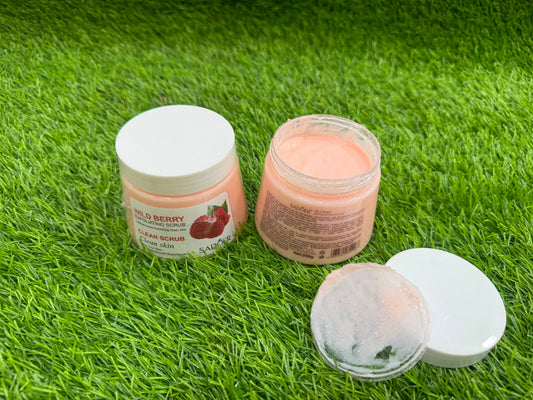 SADOER WILD BERRY EXFLOIATING SCRUB (ALL SKIN TYPES)