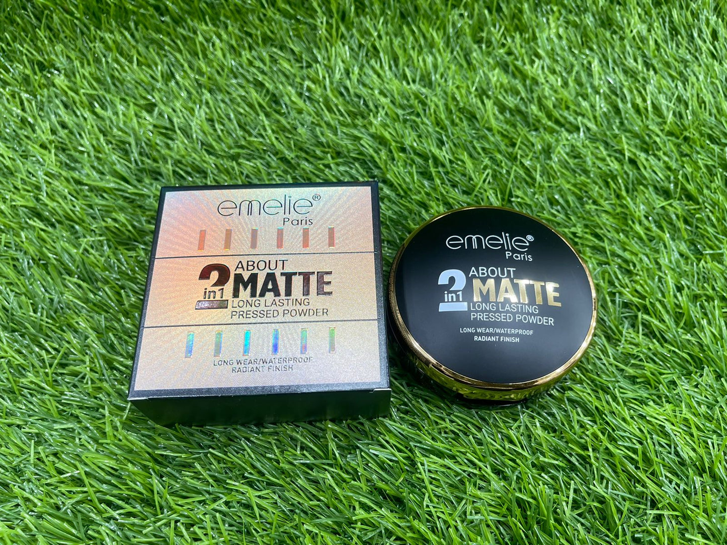 EMELIE 2in1 ABOUT MATTE LONG LASTING PRESSED POWDER